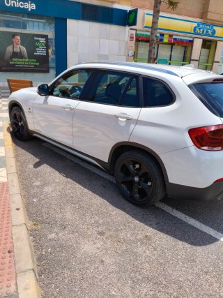 BMW X1 2011
