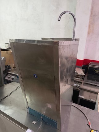 Lavamanos Acero Inox 45x45x85 casi nuevo