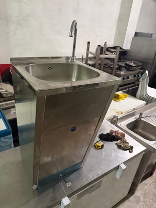 Lavamanos Acero Inox 45x45x85 casi nuevo