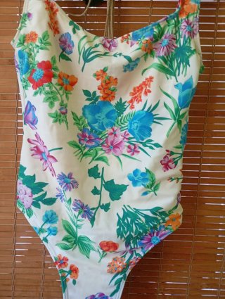 Bañador mujer estampado floral