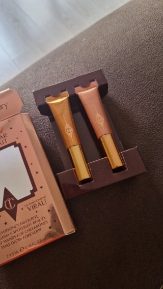 Charlotte Tilbury Kit Superstar Glow Oro Rosa