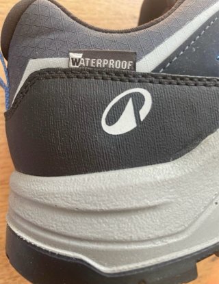 Zapatillas trekking grises y azules talla 41