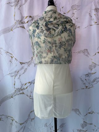 Vestido maxi floral Lefties Talla M
