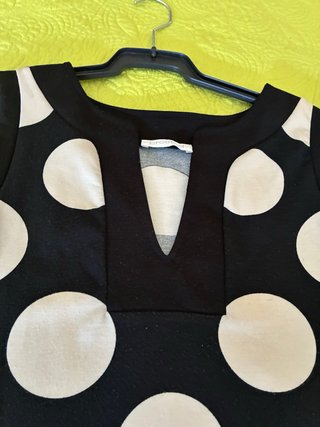 Vestido de lunares negro y rojo t-M Promod