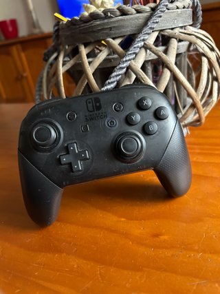 Mando Pro Nintendo Switch