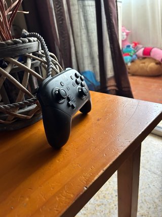 Mando Pro Nintendo Switch
