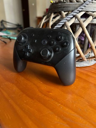 Mando Pro Nintendo Switch