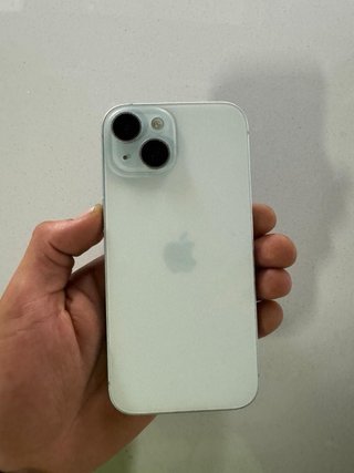 iPhone 15 128GB