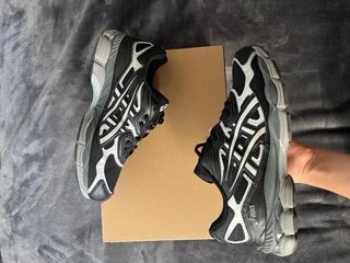 Asics Gel-NYC Negro/Plata