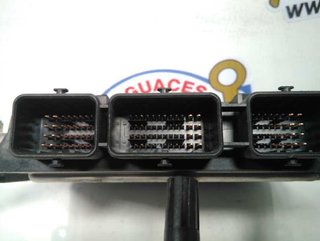 Renault 641818 centralita motor 8200303141 laguna