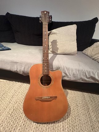 Alhambra W-300 CW OP LP E7 Guitarra