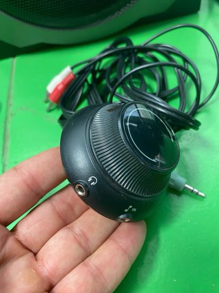 Altavoces Trust 2.1 con Subwoofer