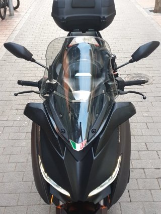 Yamaha XMAX 125cc Negra