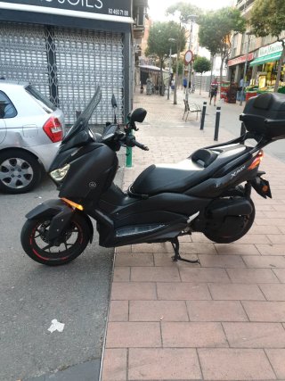 Yamaha XMAX 125cc Negra