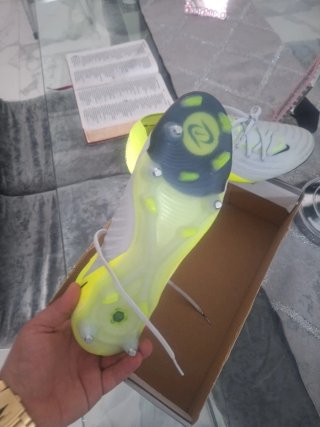 Botas Fútbol Nike Phantom Nuevas Talla [41 y 40'5]