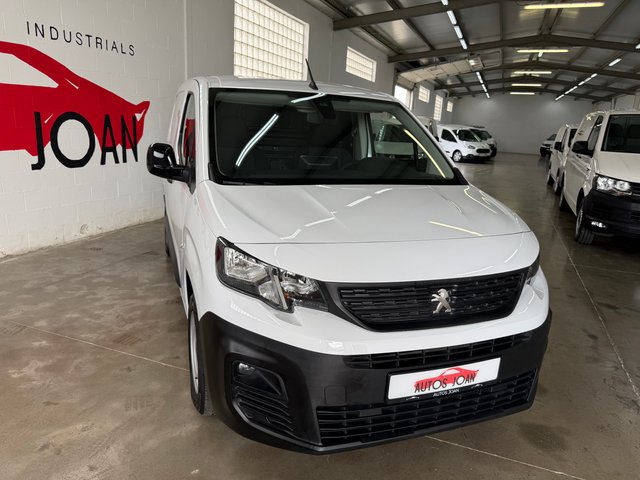 Peugeot Partner Nueva a estrenar Enganche rem 2024