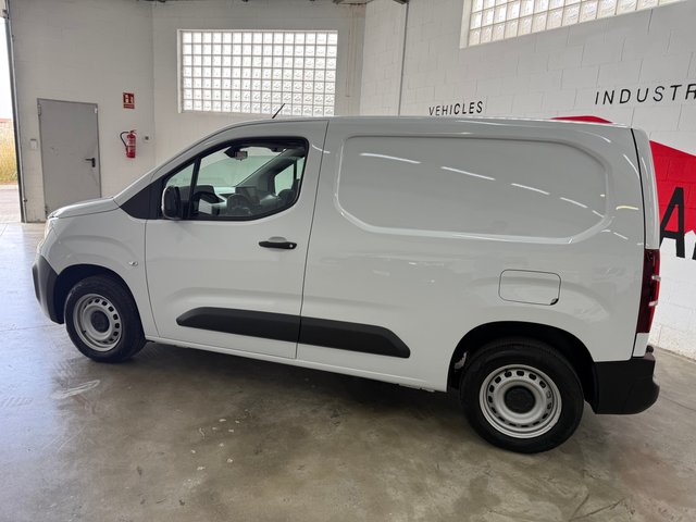 Peugeot Partner Nueva a estrenar Enganche rem 2024
