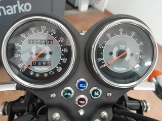 Triumph Bonneville SE