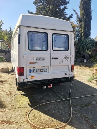 furgoneta clasica mercedes