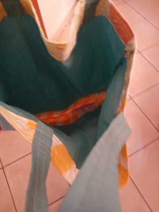 Borsa mare colorata blu e gialla