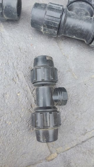 Lote accesorios tubería polietileno 25/32mm