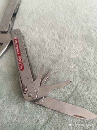 Victorinox Swiss tool multiusos