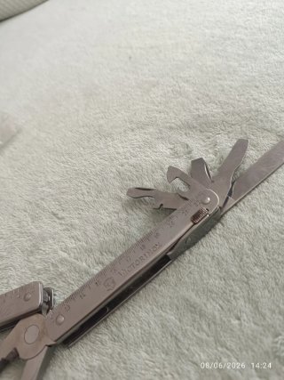 Victorinox Swiss tool multiusos