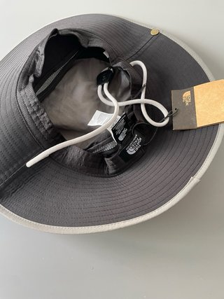 Gorro The North Face Negro y Gris