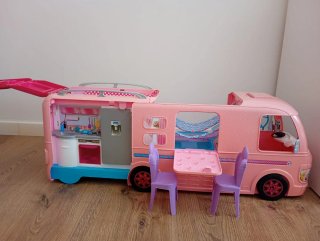 Pack Barbie: Carabana,Armario,Moto y caballos