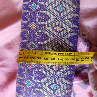 Foulard seta dipinto rose con borsina omaggio