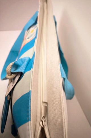 Bolso de playa rayas y flores azul