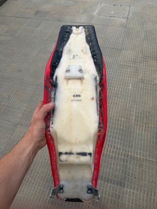 Asiento para Honda CRF 250 2007 Rojo y Negro