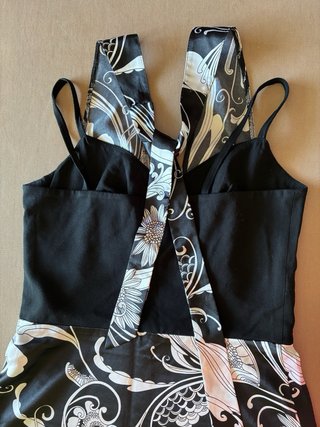 Vestido blanco negro estampado floral M
