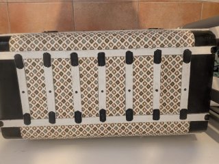 Baúl restaurado tela y madera