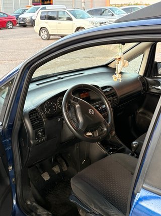 Opel Zafira 2004