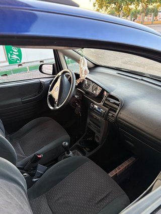 Opel Zafira 2004