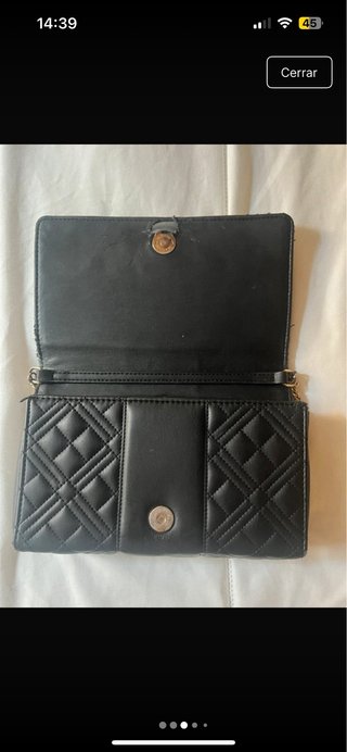 Bolso Moschino Negro Acolchado Cadena Dorada