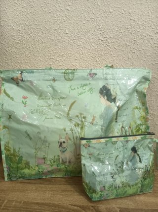 Bolso de playa y neceser estampado