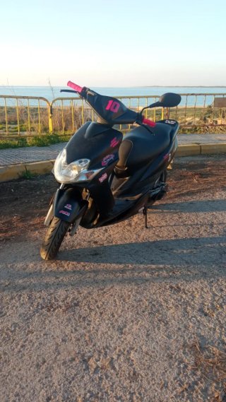 Yamaha Jog RR ITV escape Yasuni R homologado