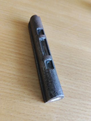 Nivel de burbuja antiguo de bronce