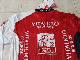 Chaqueta  Team Vitalicio Seguros 90s con etiquetas