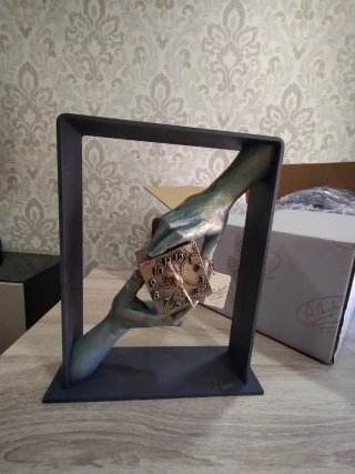 Figura decorativa A. Anglada