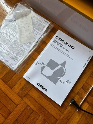 Pianola Casio CTK-240