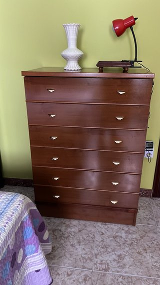 Cómoda de madera con 6 cajones