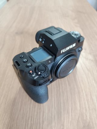 Fujifilm X-H2
