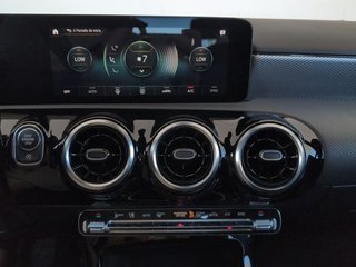 Mercedes Clase A 180 100 kW (136 CV)
