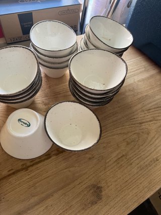 Cuencos de porcelana (blanco/marrón) 27 unidades