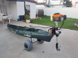 Kayak Ocean Trident 13 con motor gasolina