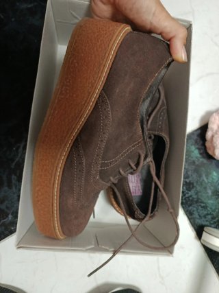Zapatos de ante marrones con plataforma