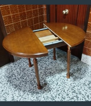 Mesa madera 90 CT extensible a-120 y cristal.